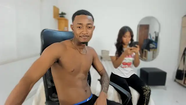 Snapshot of AbonySex69 chatting on 09.29.25 AbonySex69 online show from 09.29.25