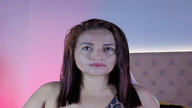 Zafiro  Brown online show from 11.10.25