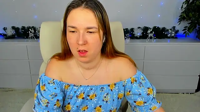 Snapshot of Sofii_darling chatting on 01.12.26 Sofii darling online show from 01.12.26