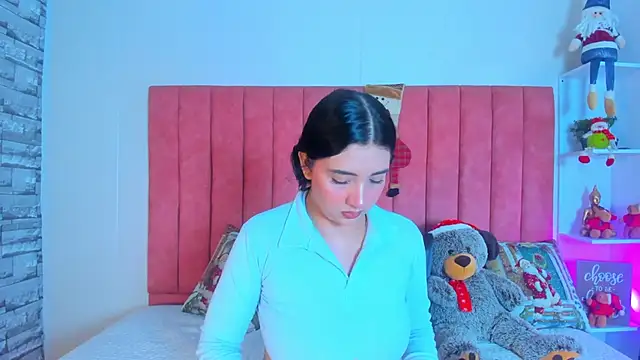 ashley Olsen online show from 11.29.25