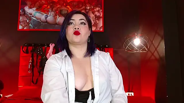 Snapshot of Lilih_golden chatting on 10.23.25 Lilih golden online show from 10.23.25