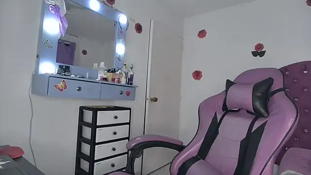 soffy rosses online show from 04.14.26