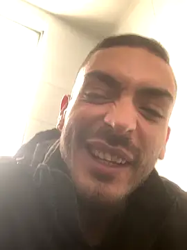 Snapshot of malek_xarx_ chatting on 09.15.25 malek xarx  online show from 09.15.25