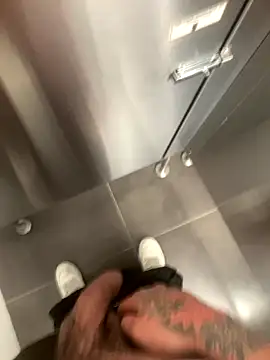 Snapshot of malek_xarx_ chatting on 09.18.25 malek xarx  online show from 09.18.25