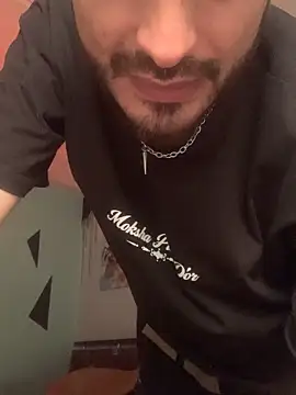 Snapshot of malek_xarx_ chatting on 10.01.25 malek xarx  online show from 10.01.25