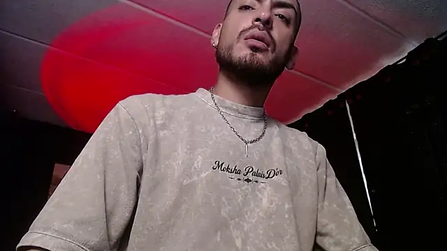 Snapshot of malek_xarx_ chatting on 10.26.25 malek xarx  online show from 10.26.25