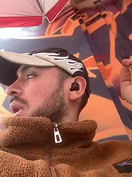 Snapshot of malek_xarx_ chatting on 11.14.25 malek xarx online show from 11.14.25