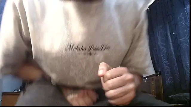 Snapshot of malek_xarx_ chatting on 11.16.25 malek xarx online show from 11.16.25