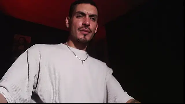 Snapshot of malek_xarx_ chatting on 11.20.25 malek xarx online show from 11.20.25