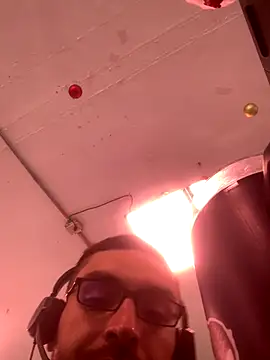 Snapshot of malek_xarx_ chatting on 12.02.25 malek xarx online show from 12.02.25