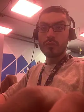 Snapshot of malek_xarx_ chatting on 12.03.25 malek xarx online show from 12.03.25