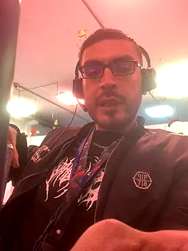 Snapshot of malek_xarx_ chatting on 12.05.25 malek xarx online show from 12.05.25