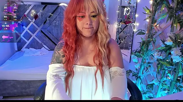 Snapshot of EternaAura chatting on 01.10.26 EternaAura online show from 01.10.26