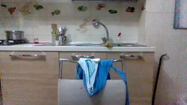 Snapshot of Kelly80 chatting on 09.10.25 Kelly80 online show from 09.10.25