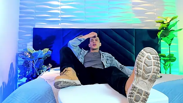 Dustin Sonne online show from 04.20.26