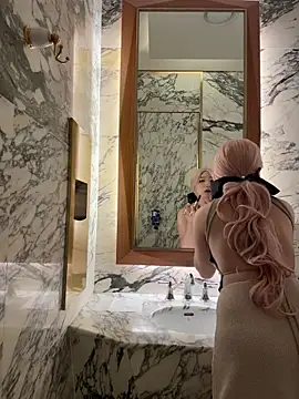 winter11 online show from 09.11.25