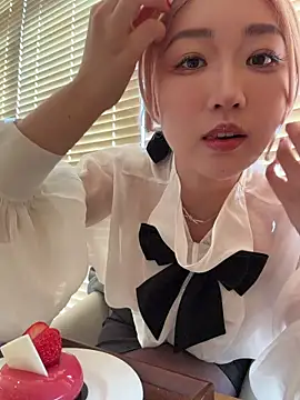 winter11 online show from 02.06.26