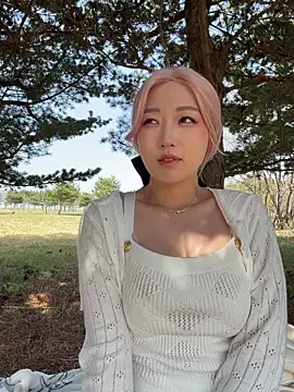 winter11 online show from 04.15.26