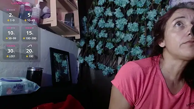 darling hott online show from 10.31.25