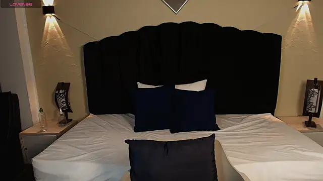 Snapshot of Aleecandrews chatting on 09.08.25 Aleecandrews online show from 09.08.25