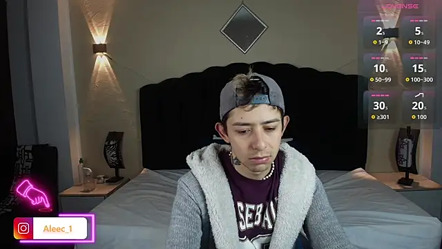 Snapshot of Aleecandrews chatting on 09.13.25 Aleecandrews online show from 09.13.25