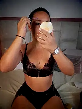 Snapshot of Marthina chatting on 09.14.25 Marthina online show from 09.14.25