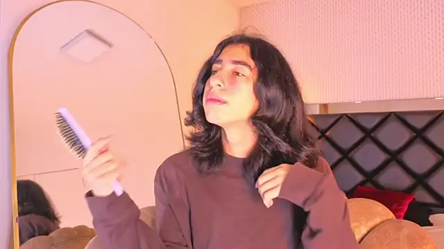 Snapshot of ryo_light chatting on 05.22.26 ryo light online show from 05.22.26