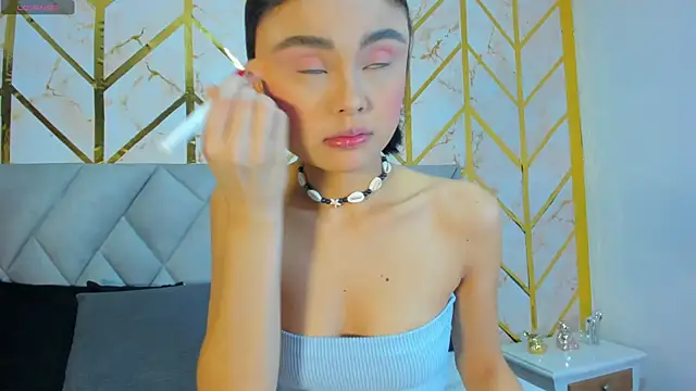 Snapshot of Cassidy_14 chatting on 10.06.25 Cassidy 14 online show from 10.06.25