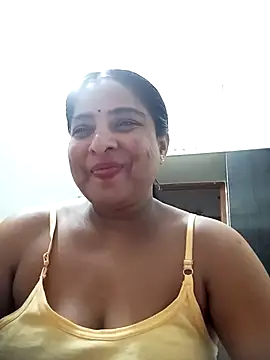 Snapshot of srimasrima chatting on 10.01.25 srimasrima online show from 10.01.25