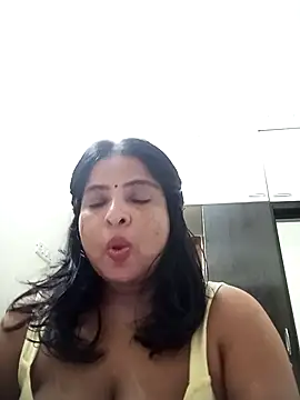 Snapshot of srimasrima chatting on 10.06.25 srimasrima online show from 10.06.25