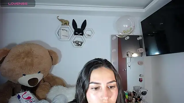 channel-rose1 online show from 03.06.26