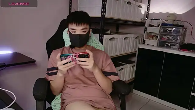 doggyman523 online show from 11.11.25