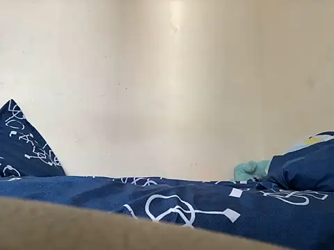 Snapshot of Cesar_Augusto chatting on 09.15.25 Cesar Augusto online show from 09.15.25