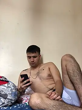 Snapshot of Cesar_Augusto chatting on 10.04.25 Cesar Augusto online show from 10.04.25