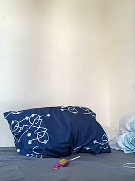 Snapshot of Cesar_Augusto chatting on 10.11.25 Cesar Augusto online show from 10.11.25