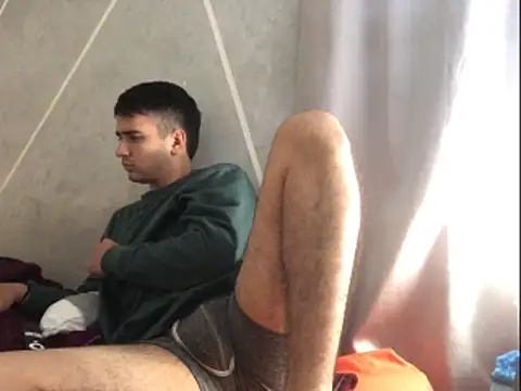 Snapshot of Cesar_Augusto chatting on 02.25.26 Cesar Augusto online show from 02.25.26