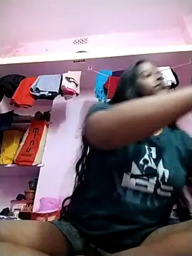 Snapshot of Fun__with__Prity chatting on 09.19.25 Fun with Prity online show from 09.19.25