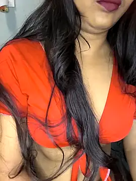 Snapshot of Nightgirl007 chatting on 10.02.25 Nightgirl007 online show from 10.02.25