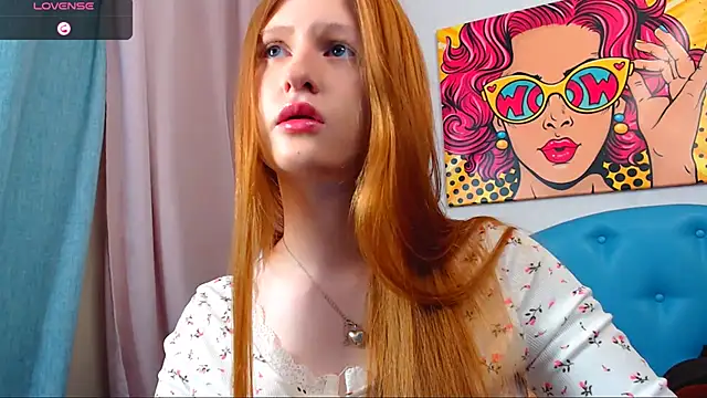 Snapshot of LuxXAngel chatting on 10.22.25 LuxXAngel online show from 10.22.25