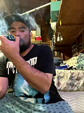 Snapshot of Jonathanfrom420 chatting on 11.26.25 Jonathanfrom420 online show from 11.26.25