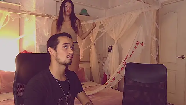 Laila asher online show from 10.25.25