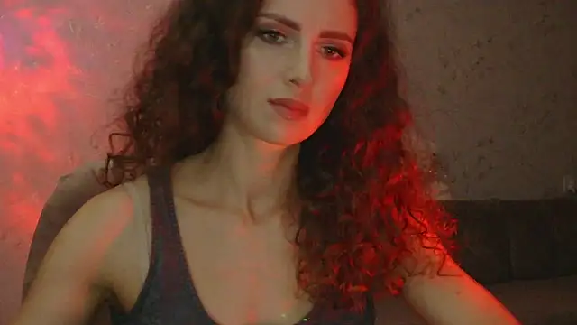 Snapshot of Amber_Carrol chatting on 11.15.25 Amber Carrol online show from 11.15.25