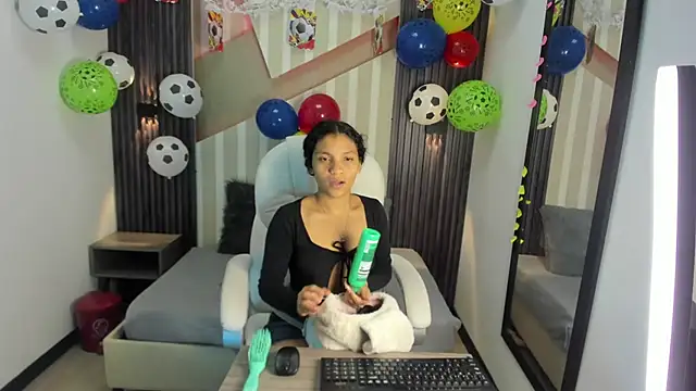 LittleeStar online show from 06.23.26