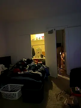 Snapshot of KingKevo27 chatting on 11.21.25 KingKevo27 online show from 11.21.25