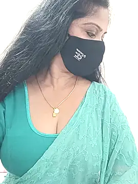 shivani27 online show from 04.15.26