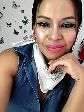 Snapshot of AntonelaMorriz chatting on 05.30.26 AntonelaMorriz online show from 05.30.26