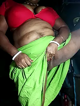 Snapshot of Nude-Priya2 chatting on 10.14.25 Nude-Priya2 online show from 10.14.25