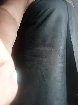 Snapshot of Nude-Priya2 chatting on 03.01.26 Nude-Priya2 online show from 03.01.26