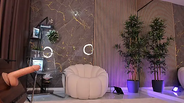 Snapshot of KimP0ssible chatting on 02.18.26 KimP0ssible online show from 02.18.26