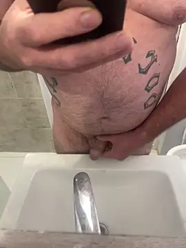 Snapshot of BobKat chatting on 10.25.25 BobKat online show from 10.25.25